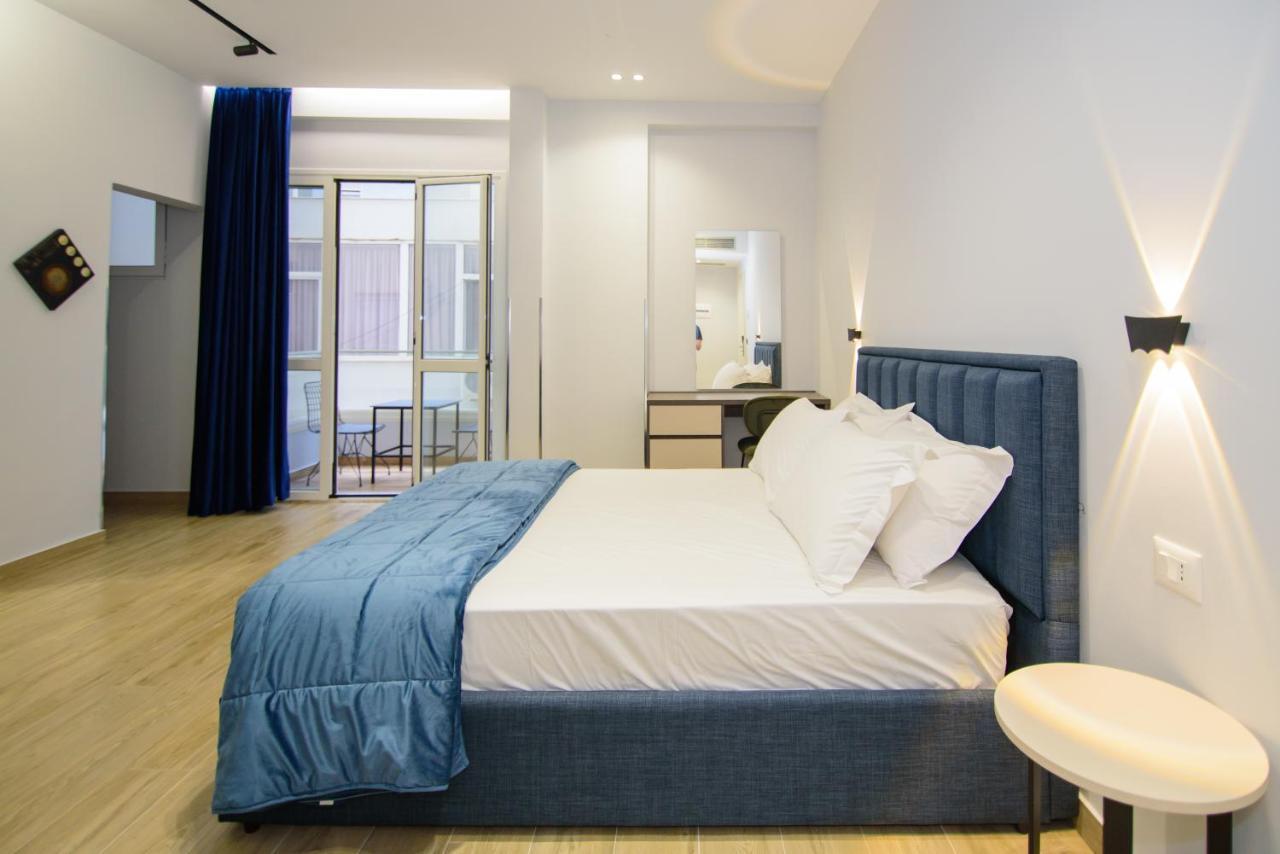 Palm Side Hotel Vlorë エクステリア 写真